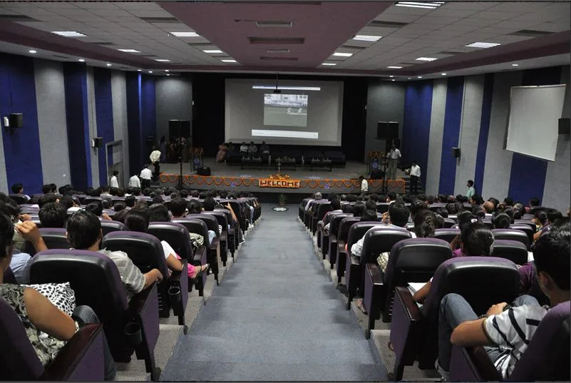 Manav Rachna International Institute of Research and Studies campus