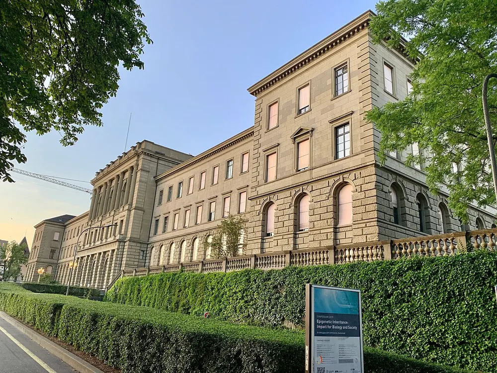 ETH Zurich — Zürich ETH, Federal Institute of Technology Building (Ank Kumar) 05